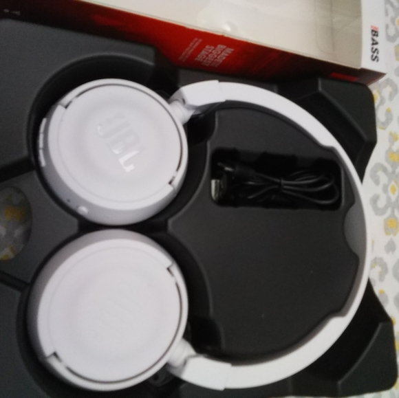 Woman / men Bluetooth. Wireless headset JBL - Picture 3 of 6
